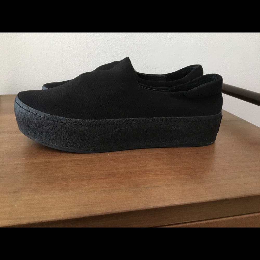 Opening Ceremony  slip on size 38
